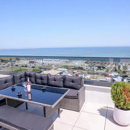 アパートホテル Oreo ナボダリ